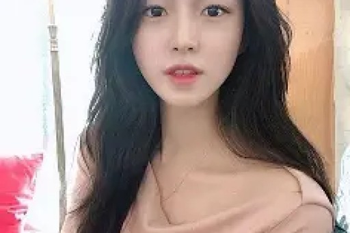 黄景瑜张艺上再曝瓜！八年纠葛翻红浪姐王雨馨暗怼不停